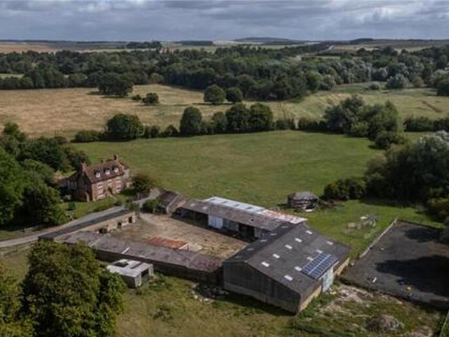 House for sale in Wyndham Park, Salisbury