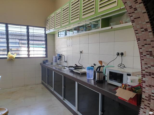Room for rent in Perak, Intan