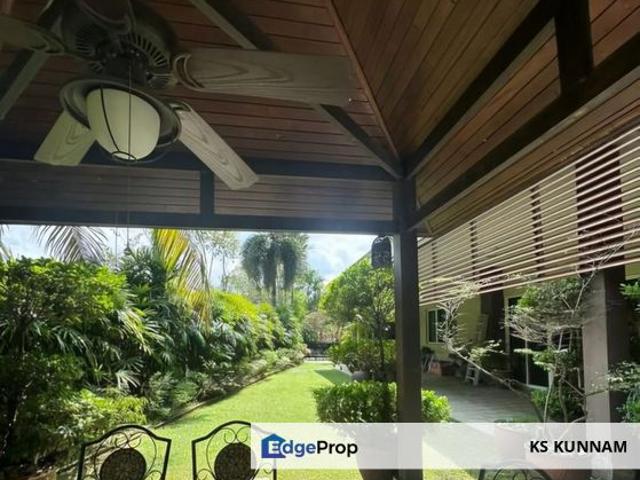 House for sale in Country Heights Damansara, Kuala Lumpur