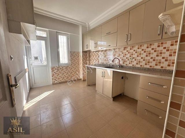 Antalya, Muratpaşa içerisinde kiralık mülk
