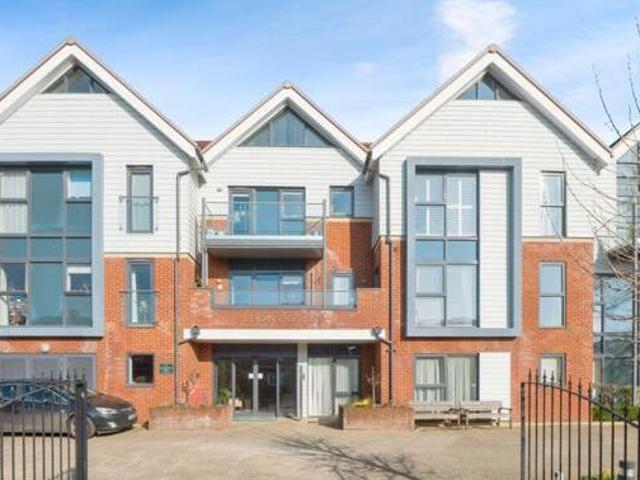House for sale in Barton Stacey, Hampshire