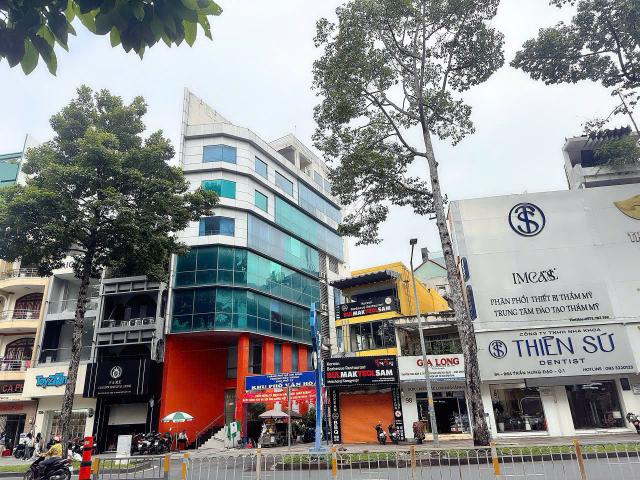 Nhà mặt phố bán
