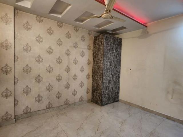 Property for rent in Deri