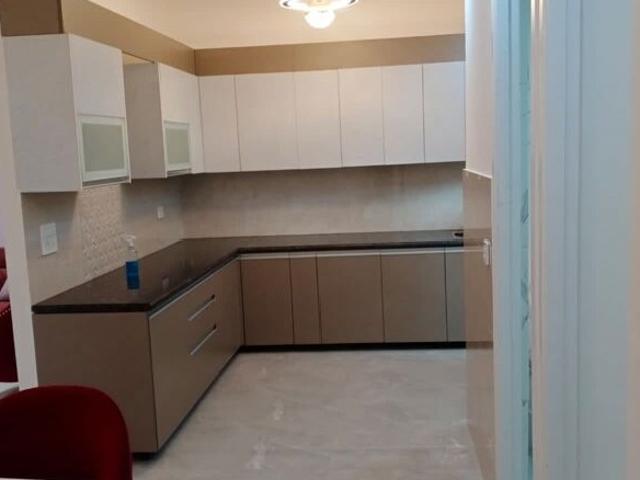 Property for rent in Deri