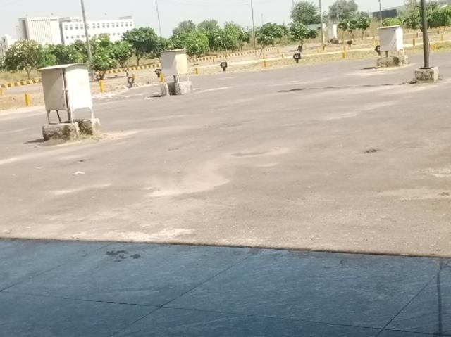 Land for sale in Hariana