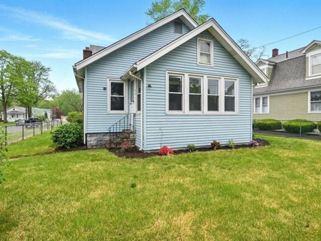 House for sale in Hampden, Massachusetts