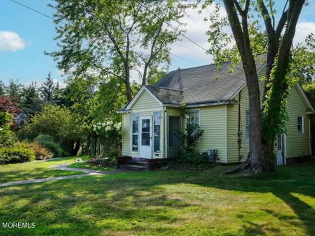 House for sale in Monmouth, New Jersey