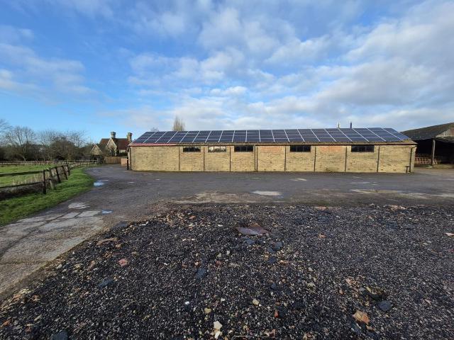 Apartment for rent in Nomansland, Five Acres