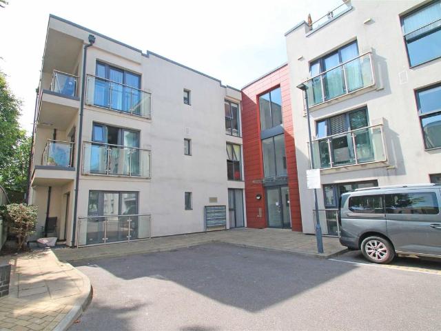 Apartment for rent in Brunswick, Brighton & Hove