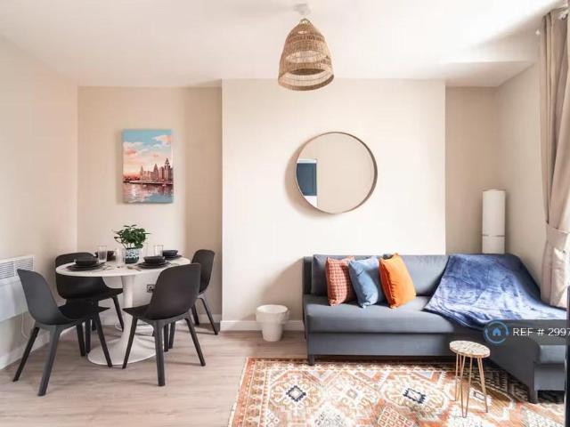 Apartment for rent in St George's Quarter / Cultural Quarter, Calderstones