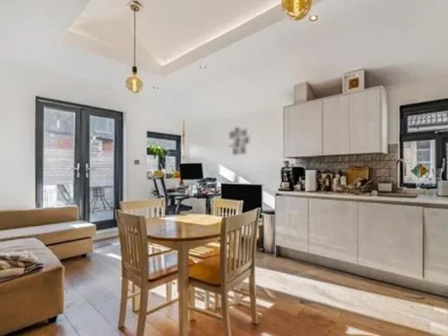 Apartment for rent in Putney, Greater London