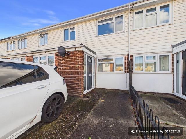 House for rent in Grove Park, Swale