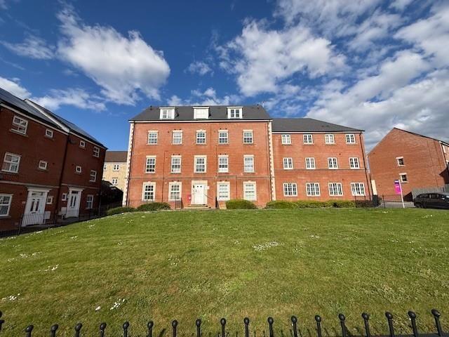 Apartment for rent in Redhouse, Blunsdon St Andrew