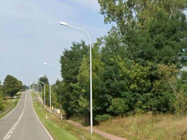 Grunt na sprzedaż w Ożarów, Świętokrzyskie