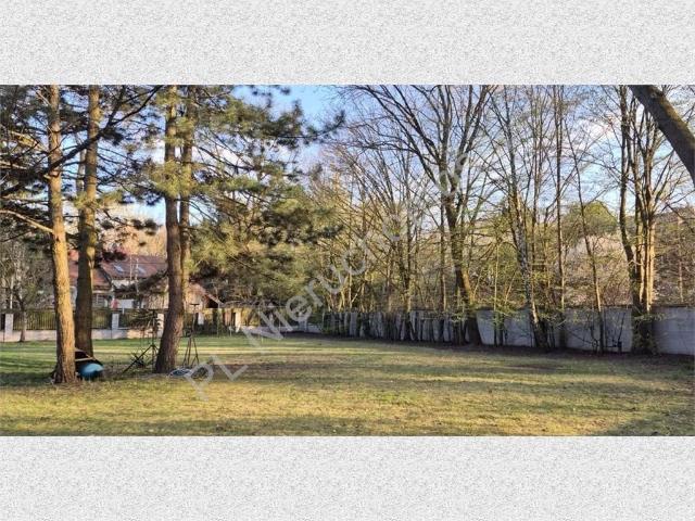 Grunt na sprzedaż w Milanówek, Mazowieckie