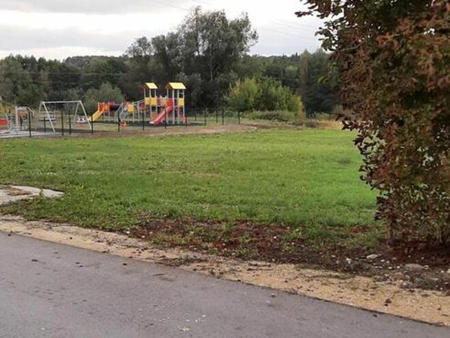 Grunt na sprzedaż w Chmielnik, Świętokrzyskie