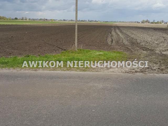 Grunt na sprzedaż w Milęcin, Mazowieckie