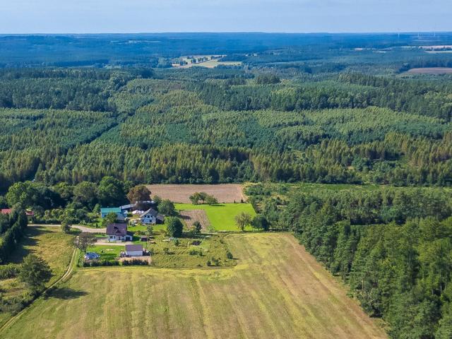 Grunt na sprzedaż w Czarna Dąbrówka, powiat bytowski