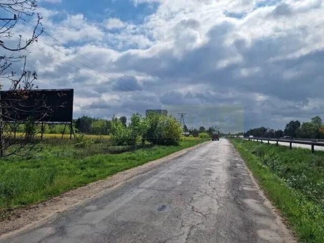 Grunt na sprzedaż w Łomianki, Mazowieckie