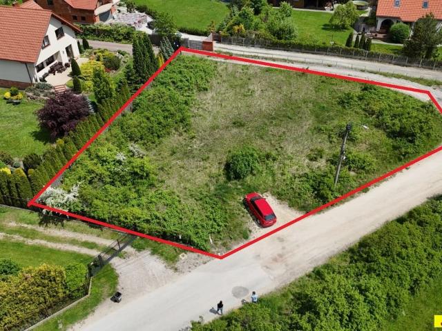 Grunt na sprzedaż w Domaszowice, Świętokrzyskie