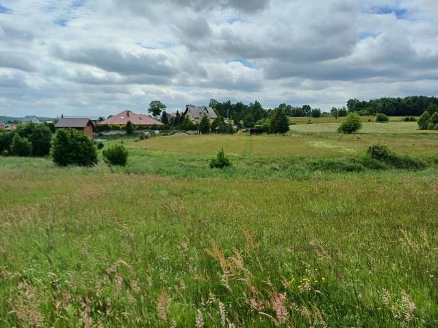 Grunt na sprzedaż w Kamela, Pomorskie