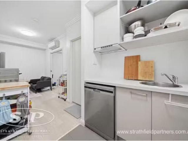 Apartment for rent in Centenary Park, Sydney