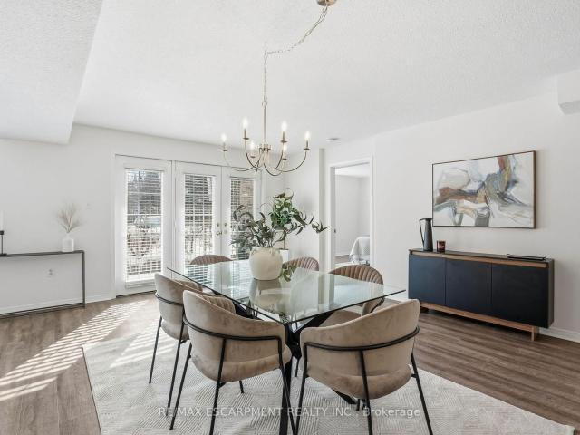 Condo for sale in Ancaster, Ontario