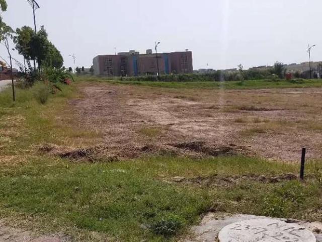 Land for sale in جی-10/2, اسلام آباد