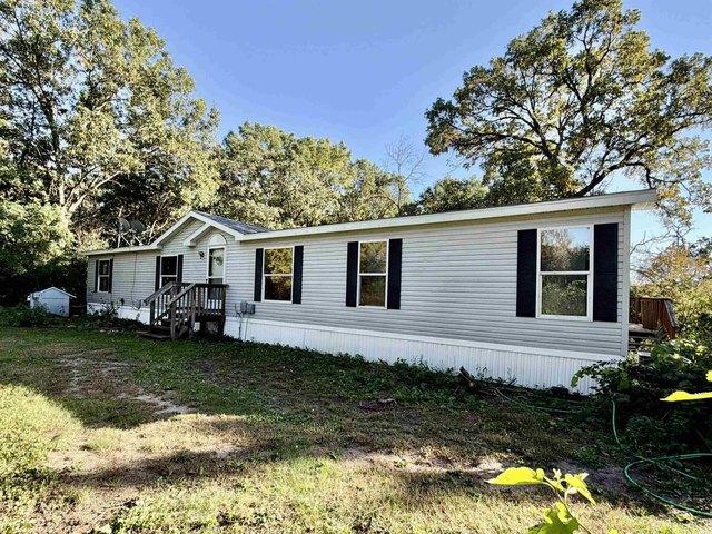 House for sale in Waupaca, Waupaca County