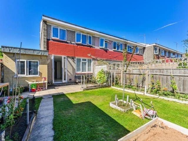 House for rent in Upper Walthamstow, Greater London
