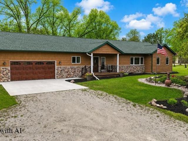 House for sale in Waupaca, Wisconsin
