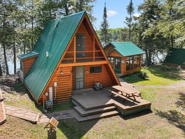 House for sale in Watersmeet, Michigan