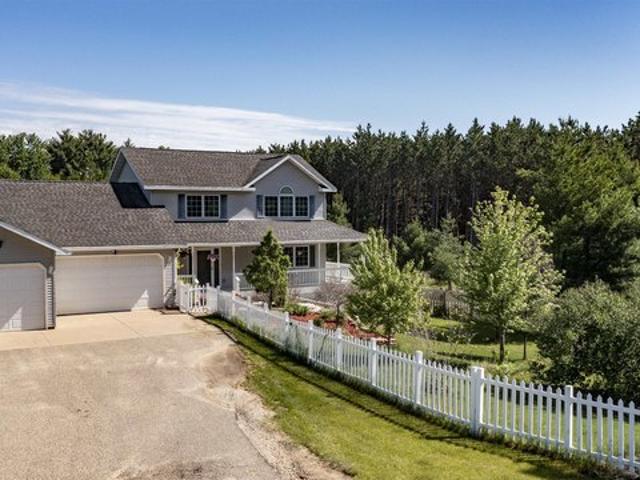 House for sale in Waupaca, Wisconsin
