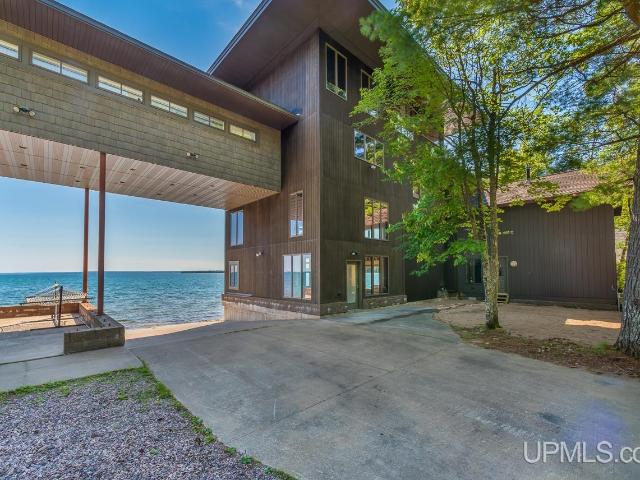 Commercial for sale in Deerton, Michigan