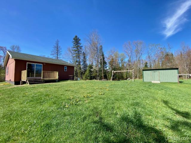 House for sale in Trenary