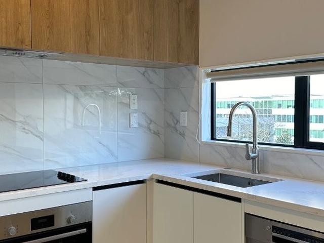 Apartment for rent in One Tree Hill, Maungakiekie-Tāmaki