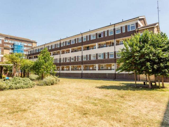 House for rent in Old Ford, Bow