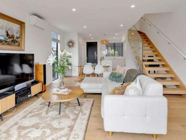 Townhouse for rent in Hillersden, Oroua County