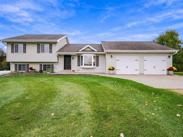 House for sale in Colfax, Dunn County