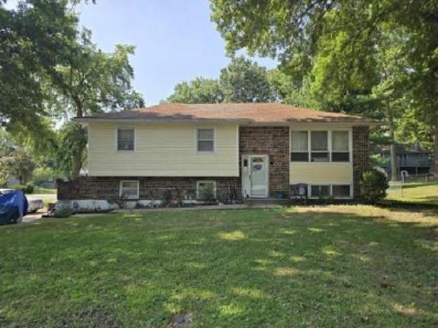 House for sale in Kearney, Missouri