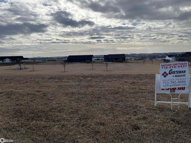 Land for sale in Carroll, Iowa