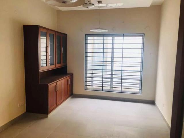 House for rent in ای-11, Golra Sharif