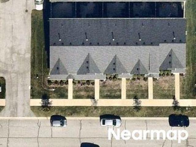 Townhouse for sale in Crown Point, Indiana