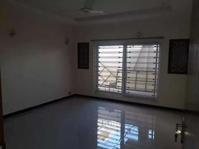 House for rent in ای-11, Golra Sharif