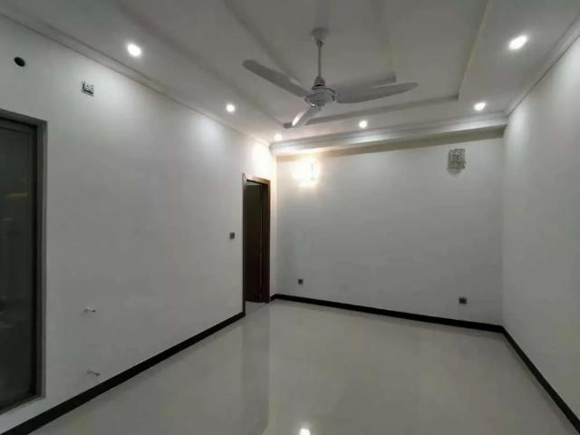Apartment for sale in ایف-11, اسلام آباد