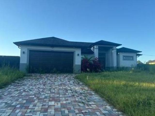 House for sale in Lehigh Acres
