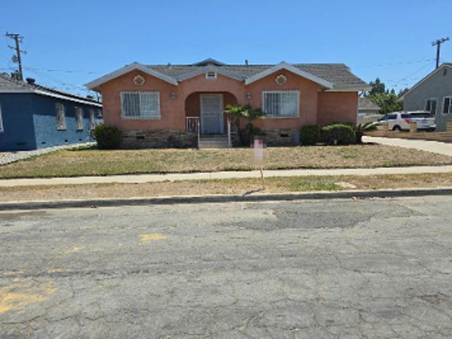 House for sale in Canoga Park, California