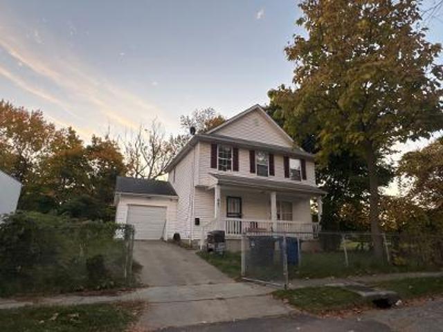 House for sale in Cleveland