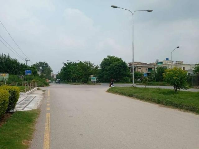 Land for sale in Islamabad
