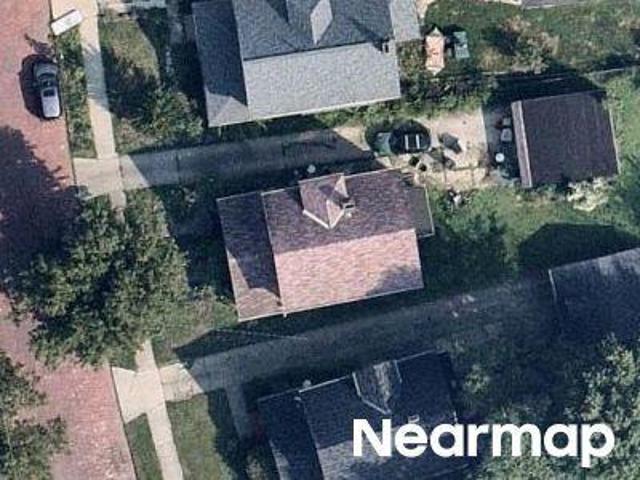 House for sale in Cleveland